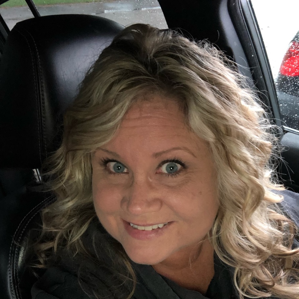 Meet your Posher, Brandy